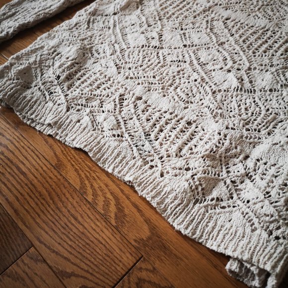 Crochet sweater - Picture 4 of 12